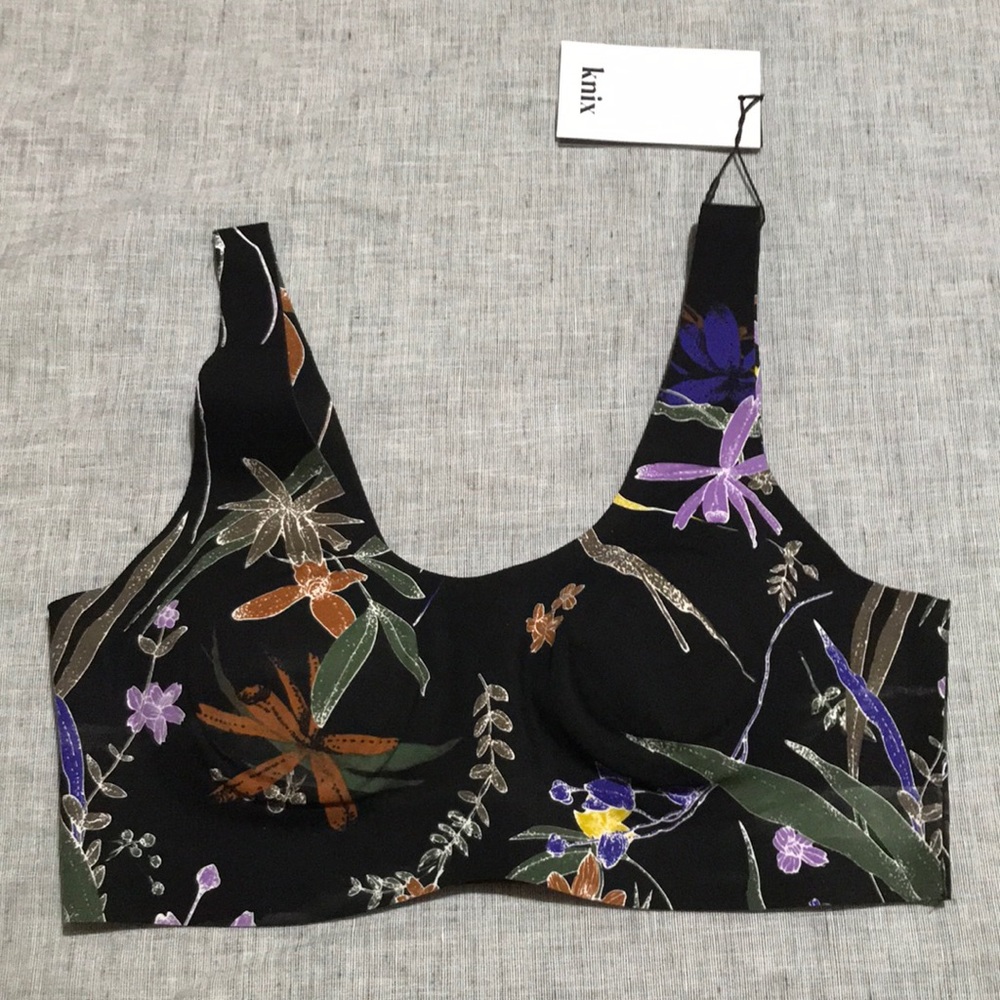 Knix LuxeLift Pullover Bra